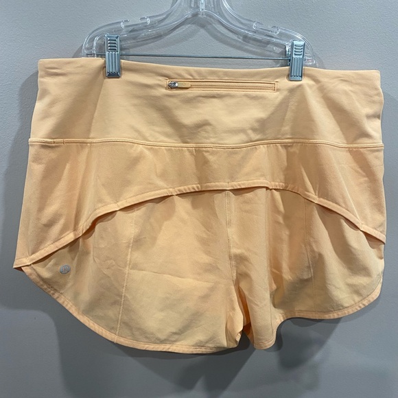 Lululemon Speed-Up high rise shorts in Summer Glow, sz 12 - Picture 2 of 6